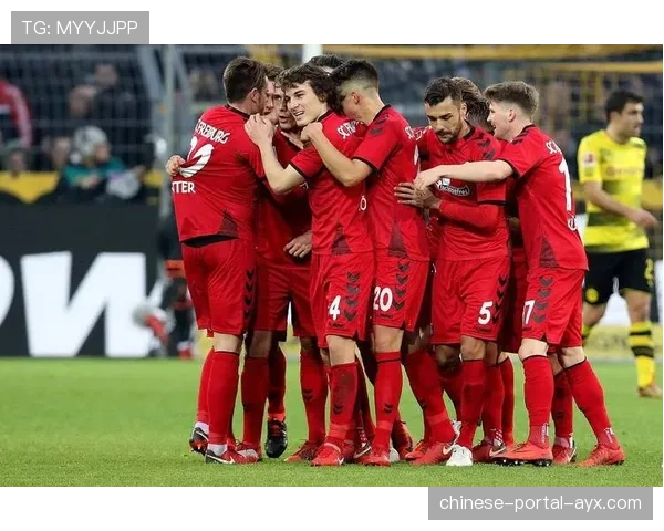 弗赖堡客场1-0小胜美因茨，积分逼近法兰克福